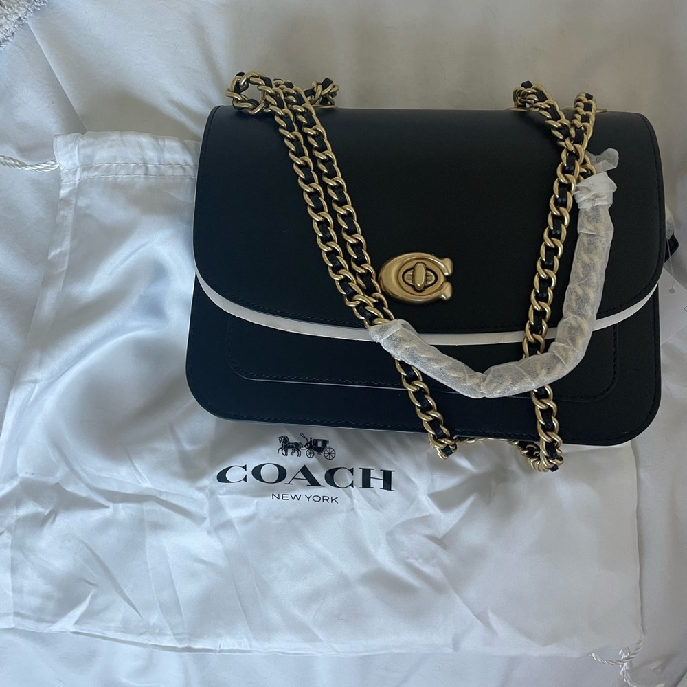 Coach Madison shoulder bag in black